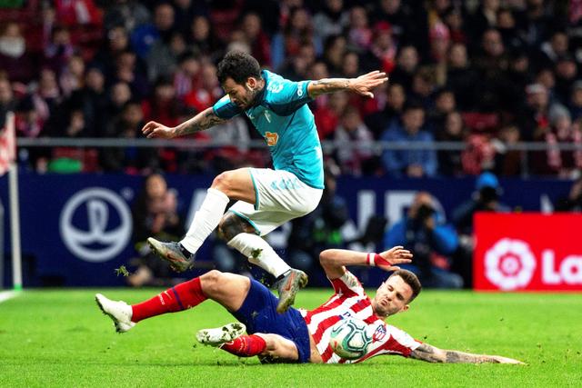 老鹰30分大逆转终结绿军9连胜 尼克斯大胜活塞