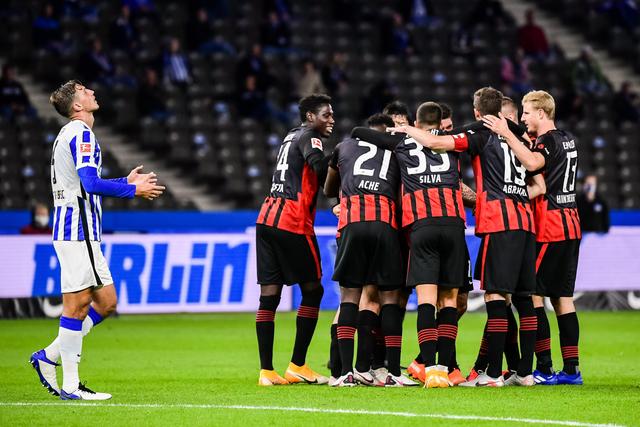 英超-B费点射凯塞多远射破门 曼联1-1切尔西